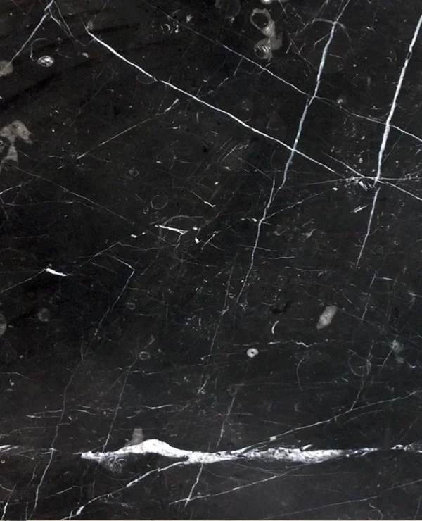 toro-black-marble